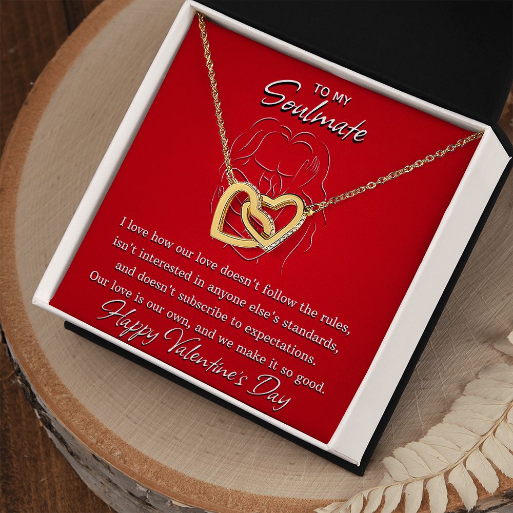 To My Soulmate Female Love - Valentine's Day Interlocking Hearts Necklace